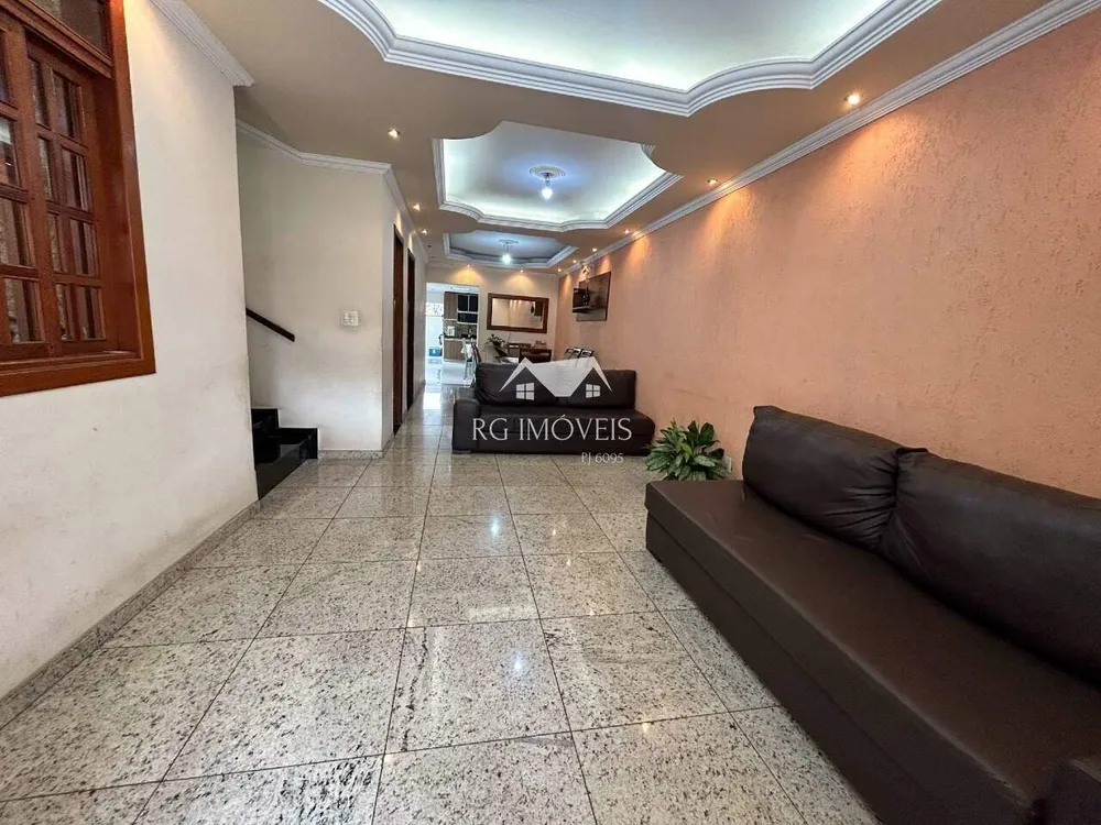 Casa, 4 quartos, 270 m² - Foto 4