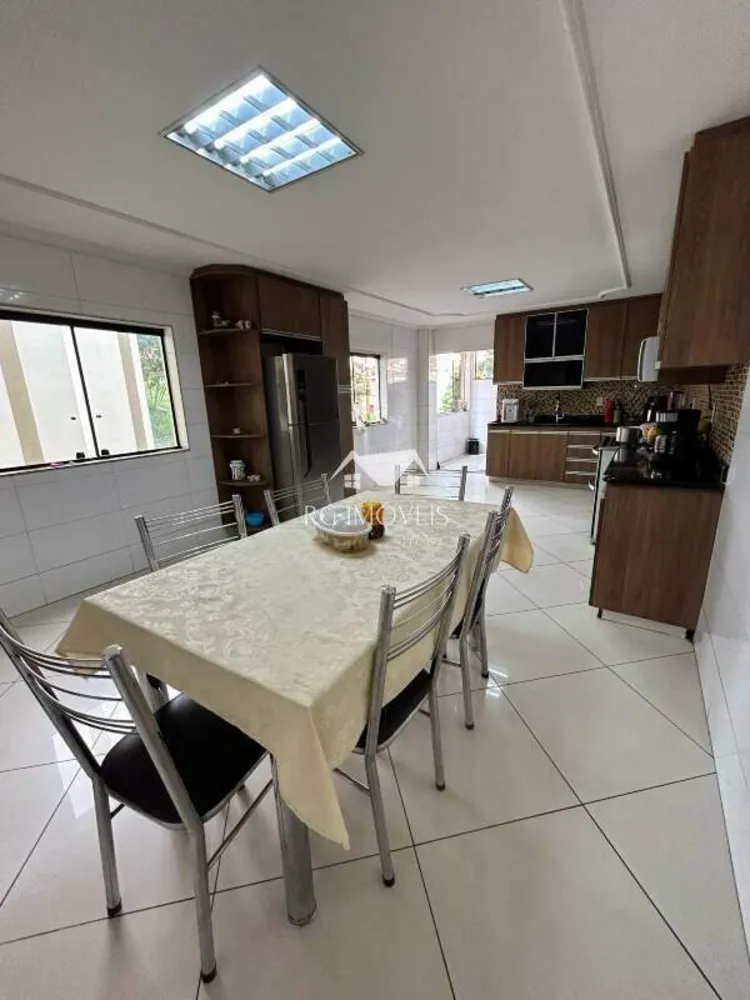 Casa, 4 quartos, 270 m² - Foto 6