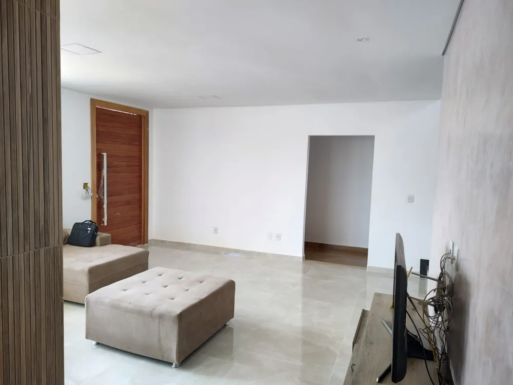 Casa, 4 quartos, 375 m² - Foto 2