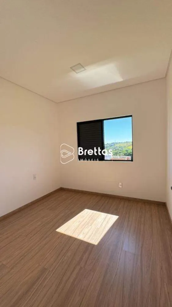 Casa, 4 quartos, 208 m² - Foto 1