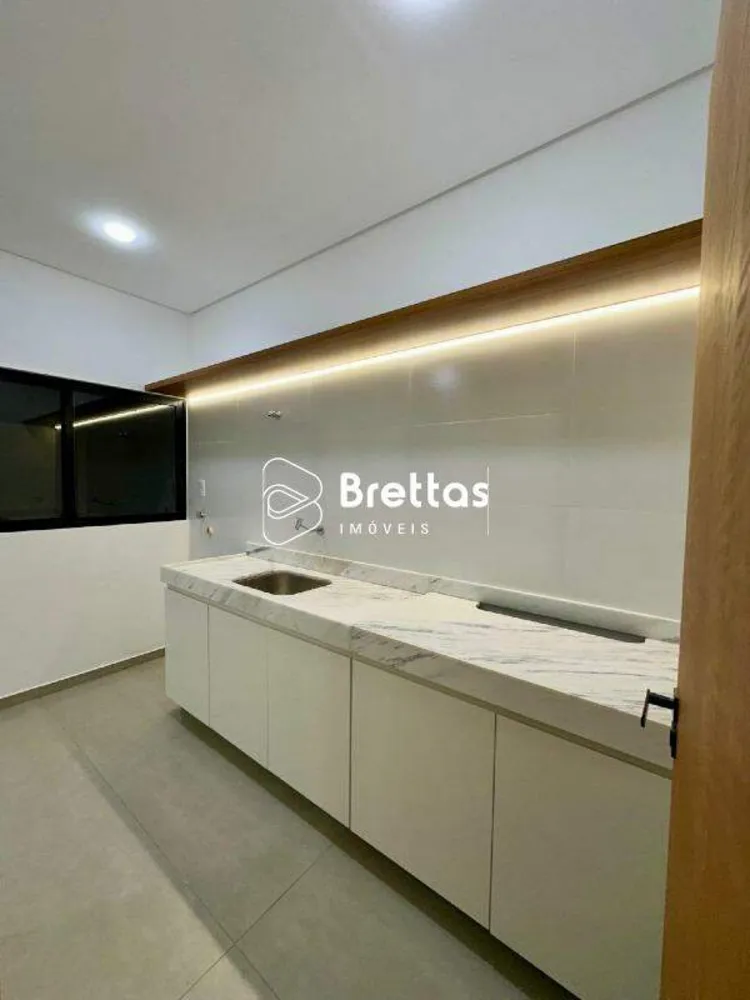 Casa, 4 quartos, 208 m² - Foto 3