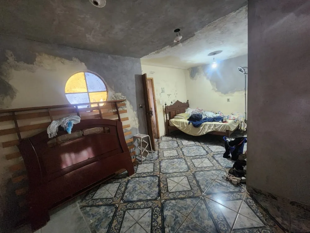 Casa, 3 quartos, 200 m² - Foto 13
