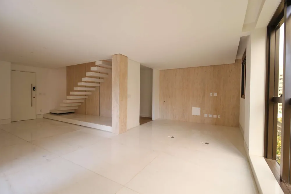 Cobertura, 3 quartos, 214 m² - Foto 1