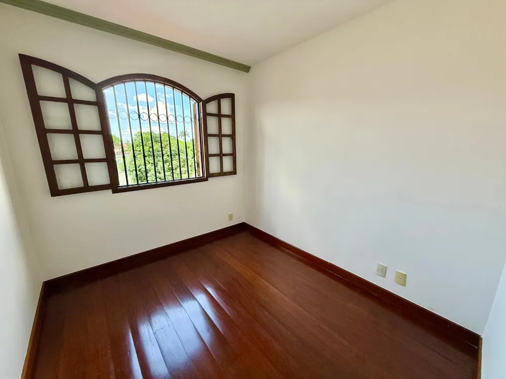 Casa, 4 quartos, 300 m² - Foto 6