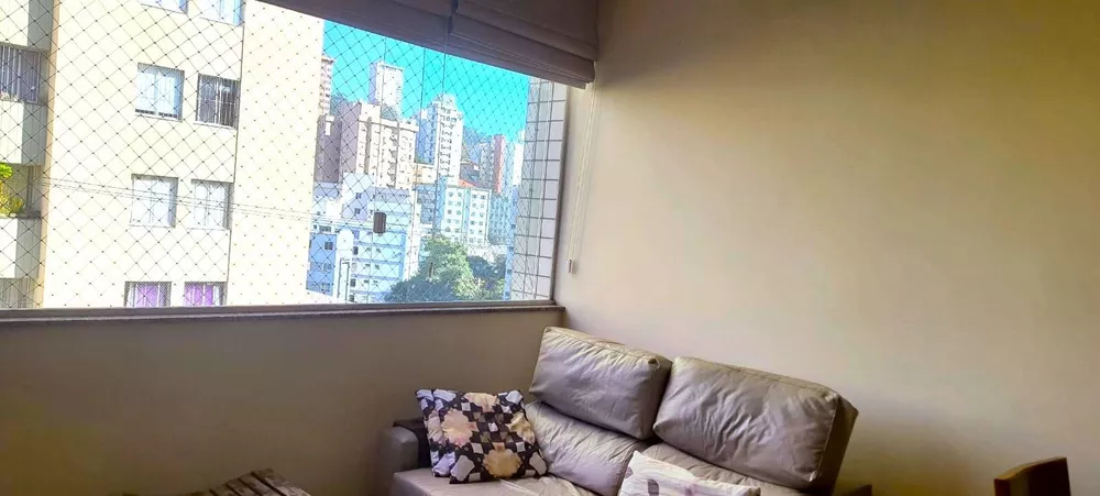 Apartamento à venda com 4 quartos, 140m² - Foto 3