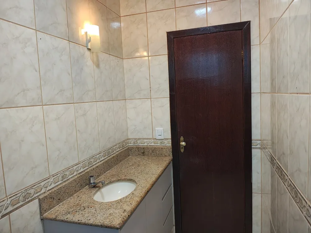 Casa, 3 quartos, 180 m² - Foto 2