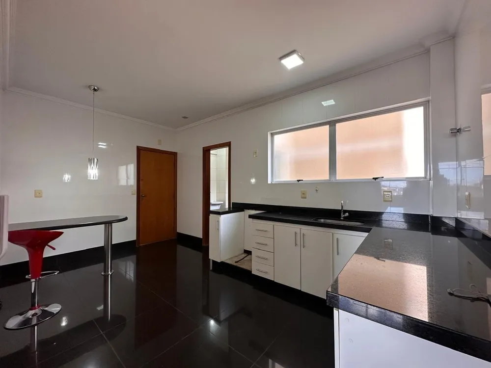 Apartamento, 3 quartos, 100 m² - Foto 4
