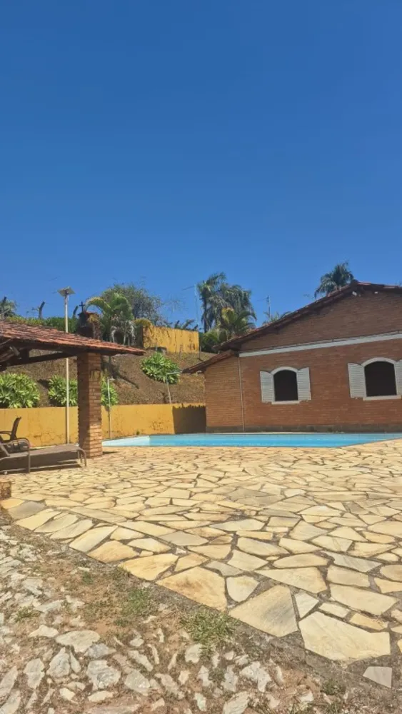 Chácara, 5 quartos, 2800 m² - Foto 1