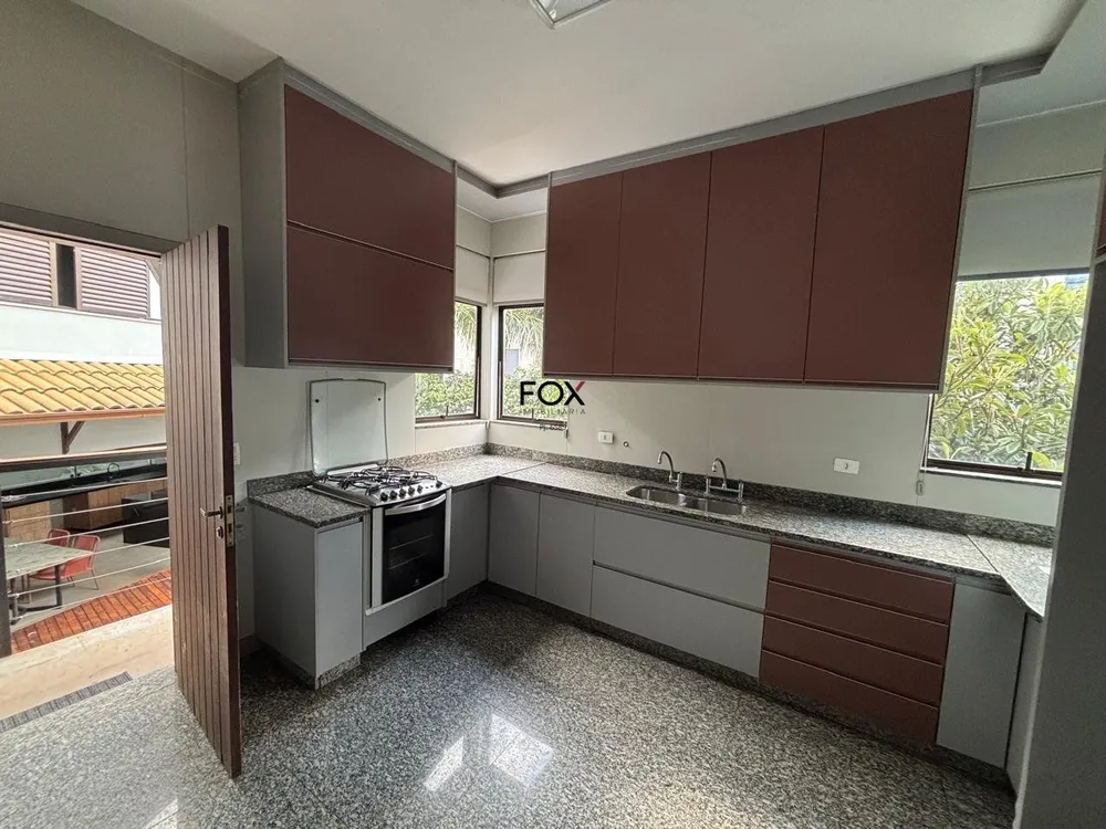 Casa, 4 quartos, 253 m² - Foto 6