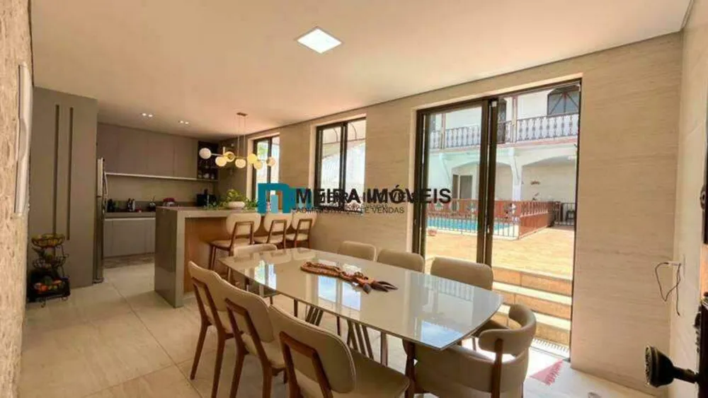 Casa, 4 quartos, 279 m² - Foto 1