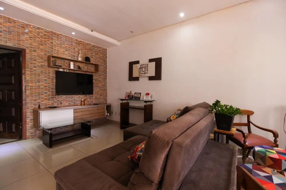 Casa, 6 quartos, 280 m² - Foto 4