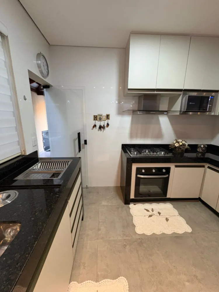 Casa, 3 quartos, 184 m² - Foto 3