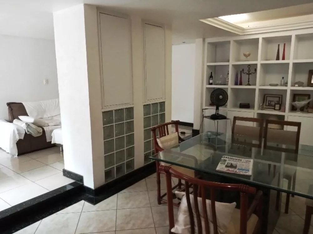 Apartamento à venda com 4 quartos, 200m² - Foto 6