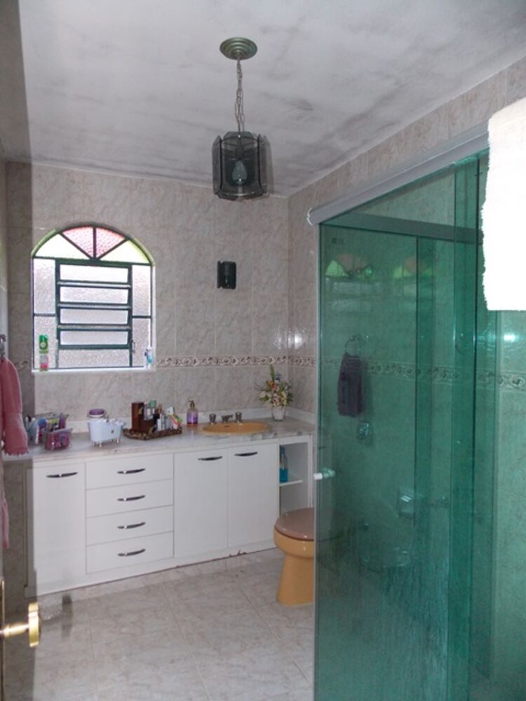 Casa à venda com 4 quartos, 235m² - Foto 3
