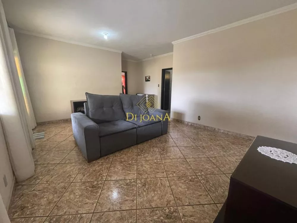 Casa à venda com 2 quartos, 360m² - Foto 5