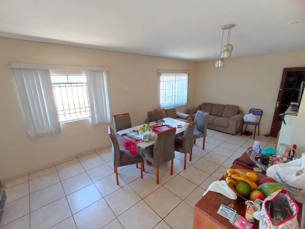 Casa, 3 quartos, 356 m² - Foto 1