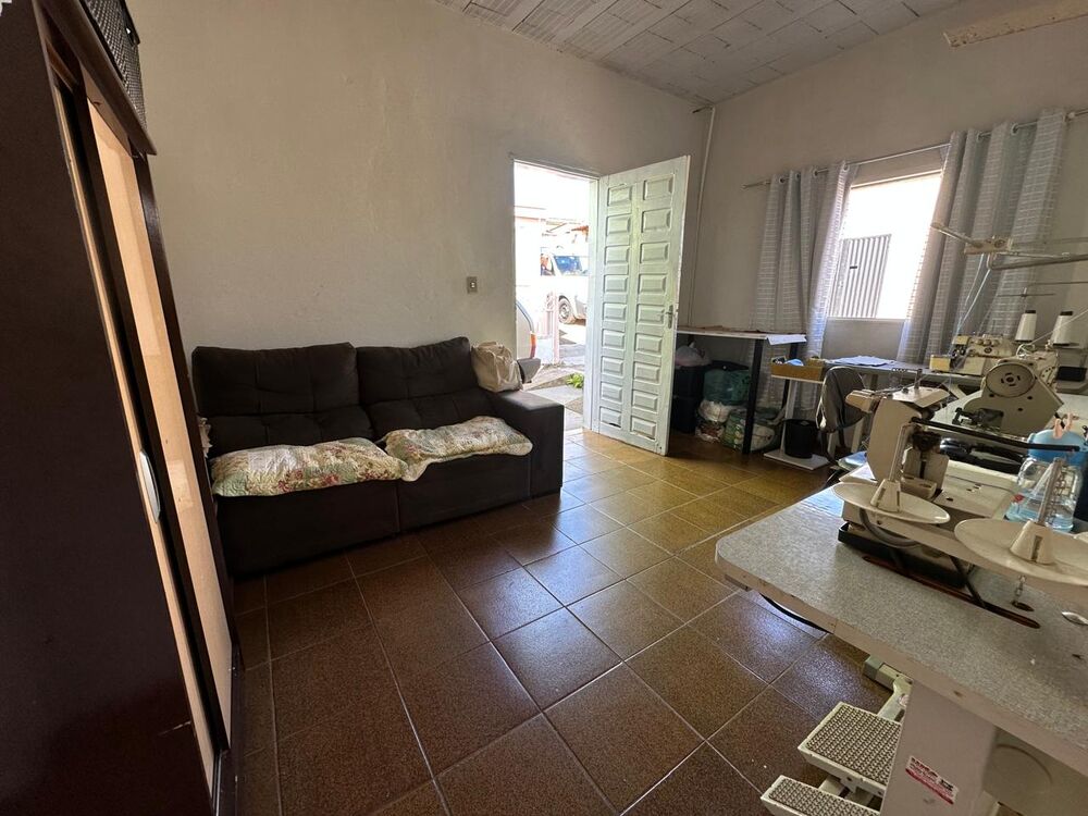 Casa à venda com 2 quartos, 11m² - Foto 3