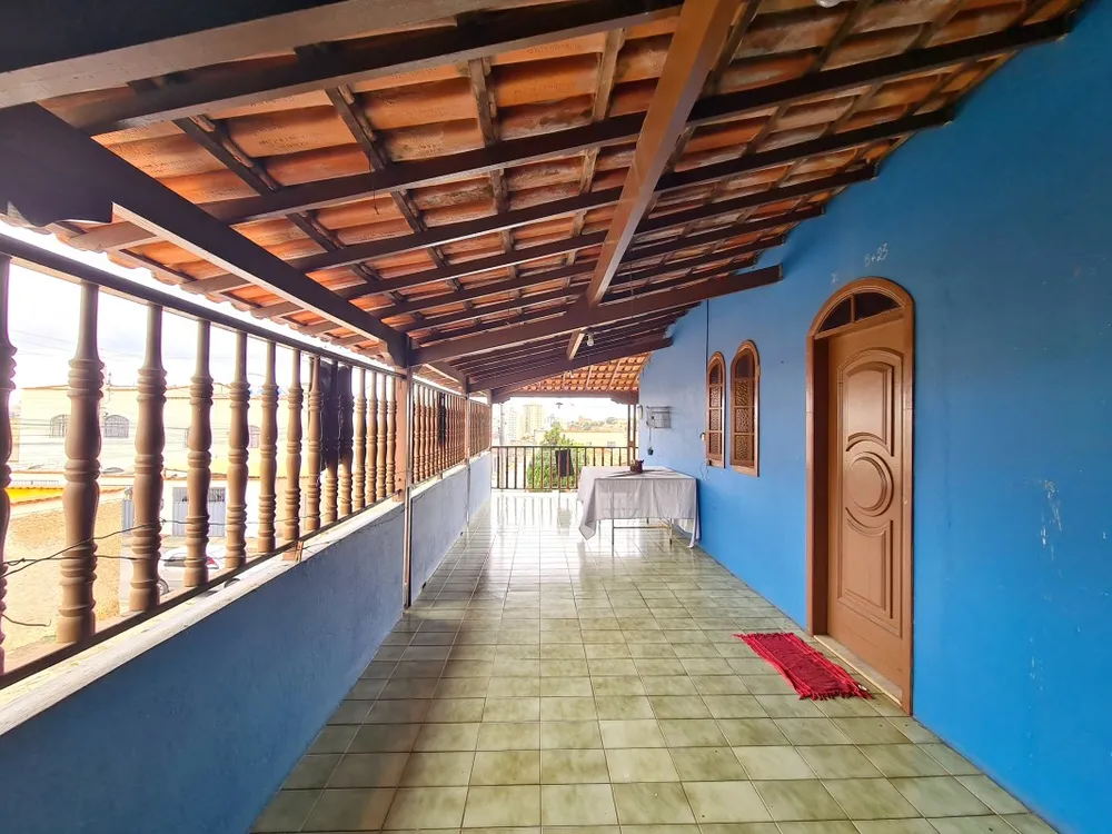 Casa, 4 quartos, 300 m² - Foto 9