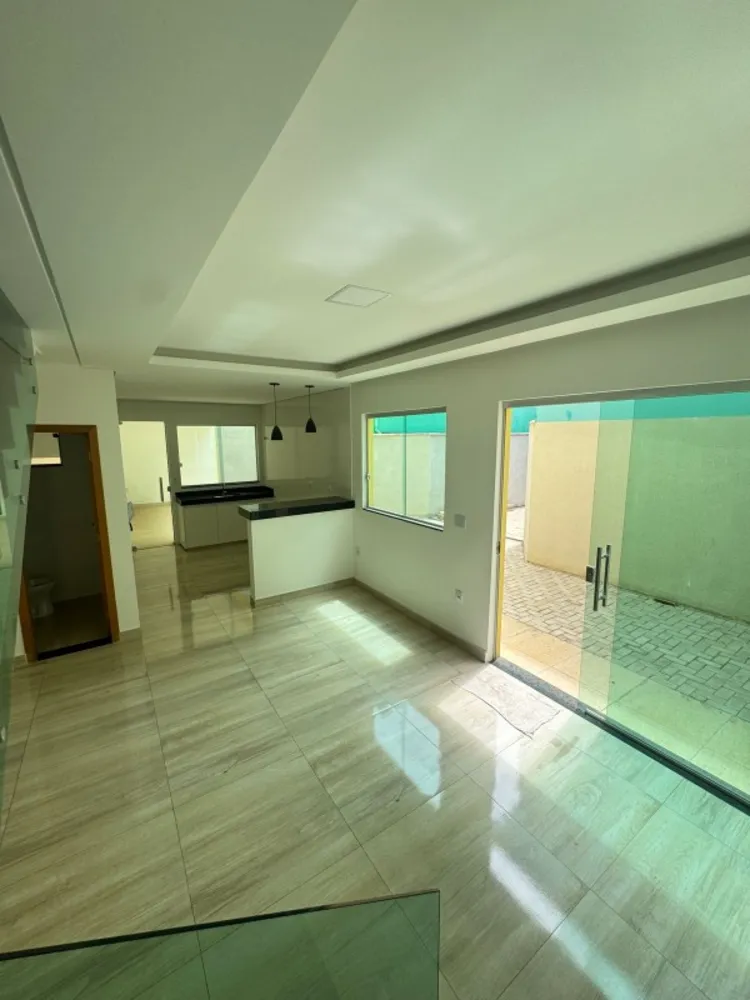 Casa, 3 quartos, 130 m² - Foto 2