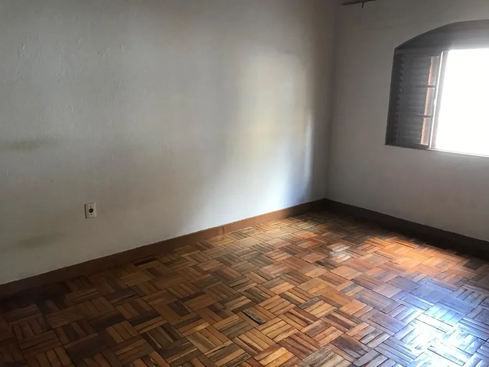 Casa, 5 quartos, 180 m² - Foto 3