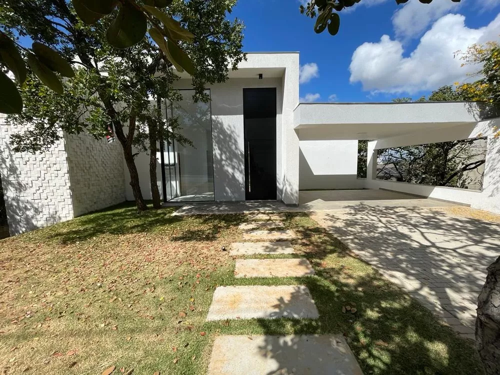 Casa de Condomínio à venda com 4 quartos, 260m² - Foto 2