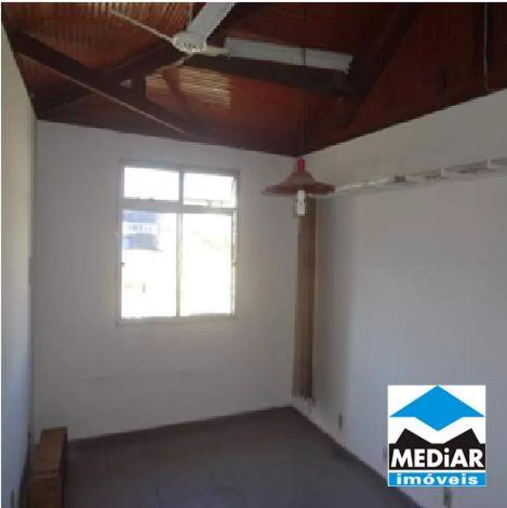 Casa à venda com 3 quartos, 180m² - Foto 13