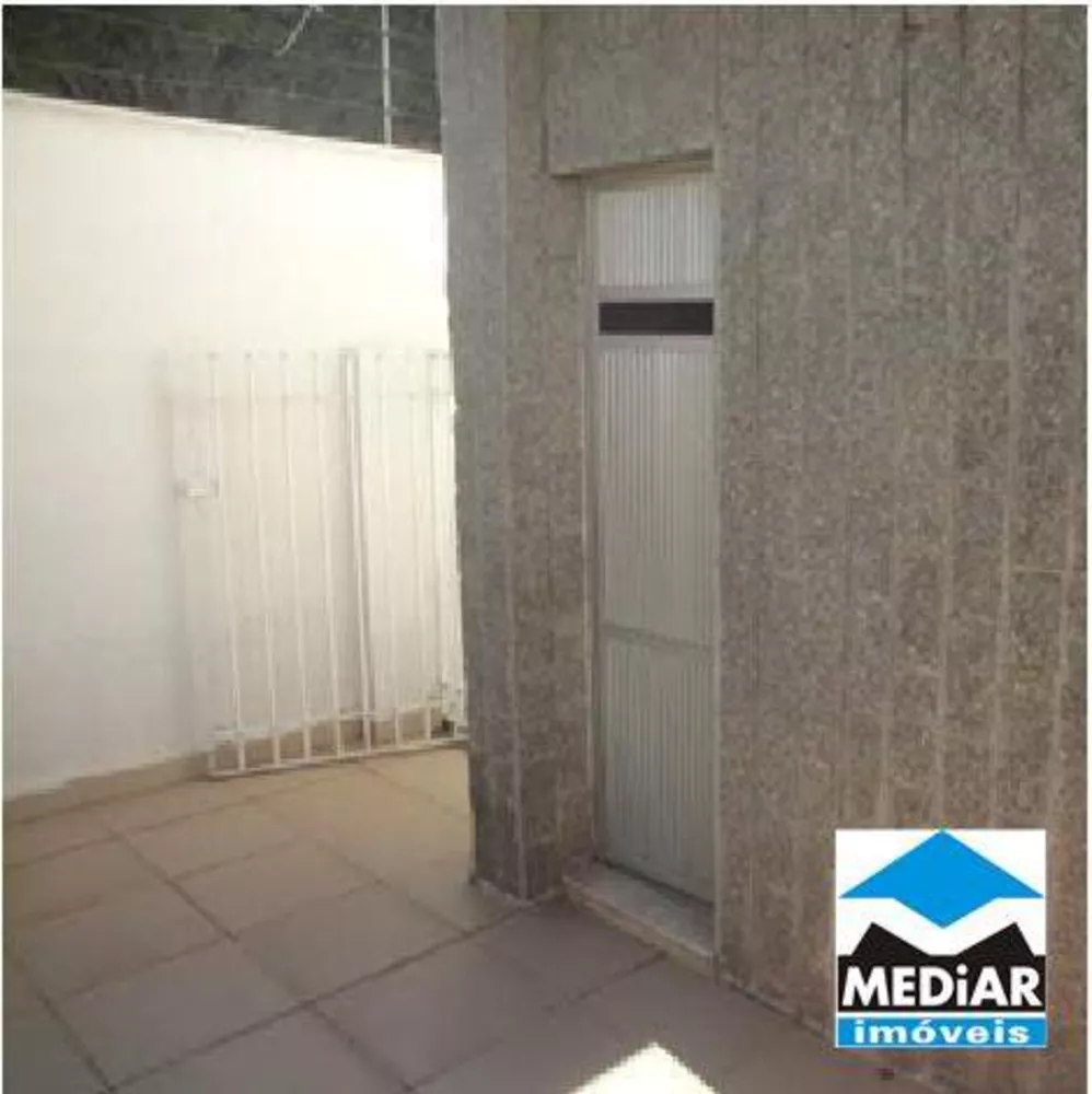 Casa à venda com 3 quartos, 180m² - Foto 15