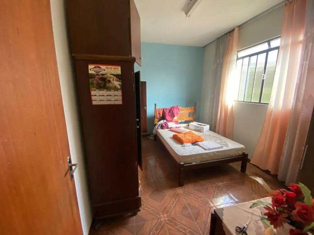 Casa, 4 quartos, 260 m² - Foto 4