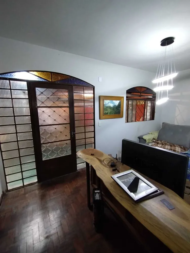 Casa, 4 quartos, 226 m² - Foto 4