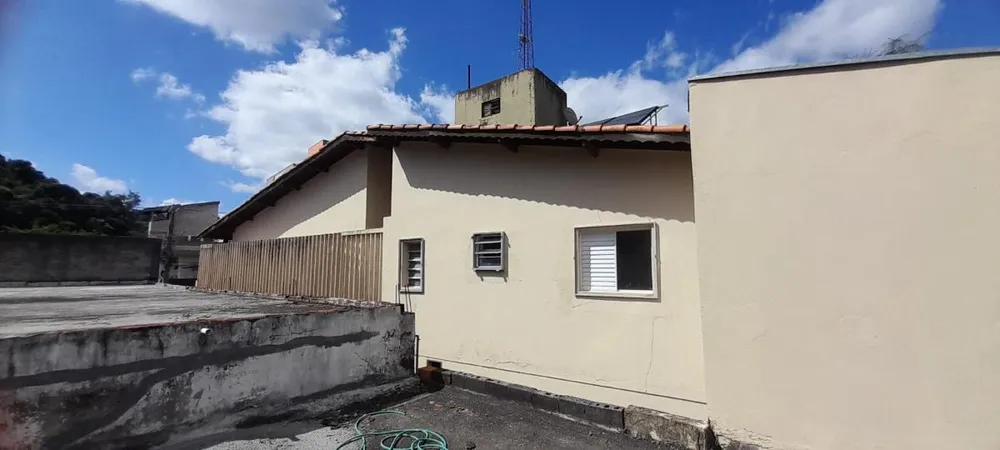 Loja-Salão, 1900 m² - Foto 1
