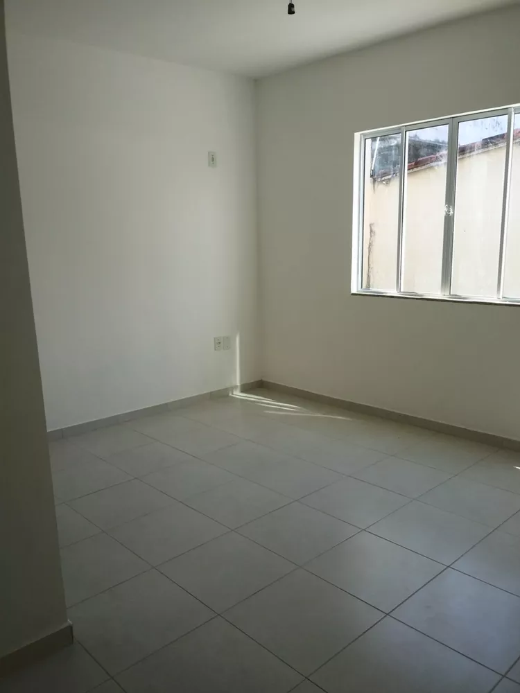 Casa à venda com 3 quartos, 156m² - Foto 3