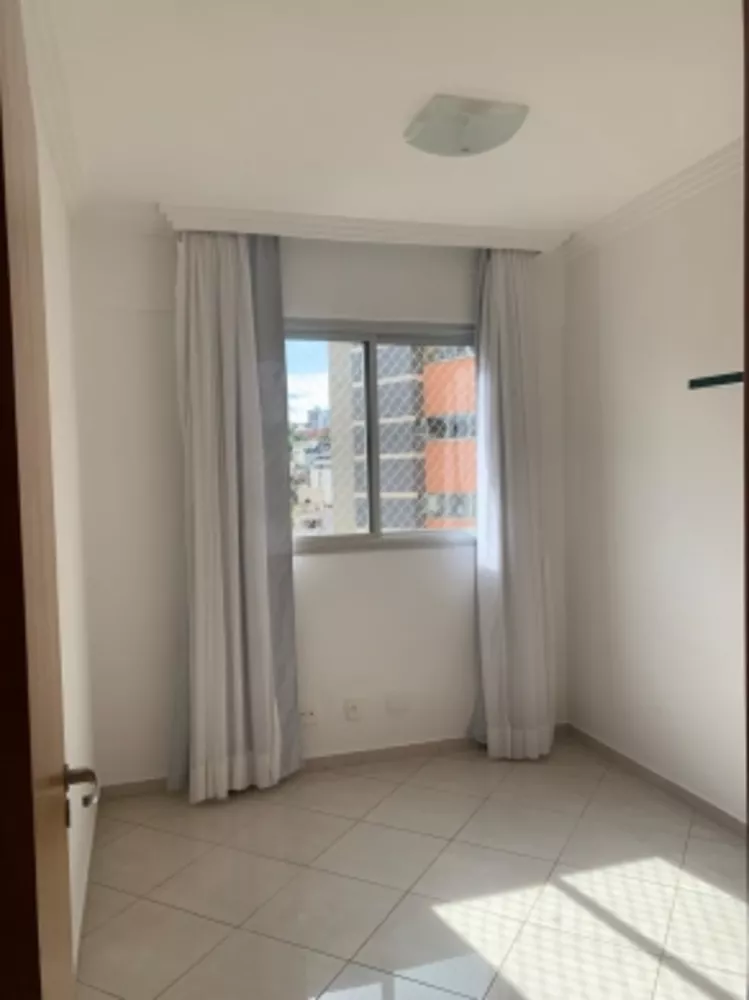 Apartamento para alugar com 3 quartos, 90m² - Foto 3