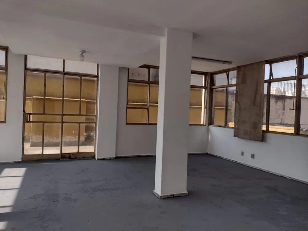 Sala-Conjunto, 195 m² - Foto 1