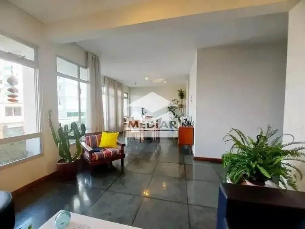 Apartamento, 4 quartos, 220 m² - Foto 1
