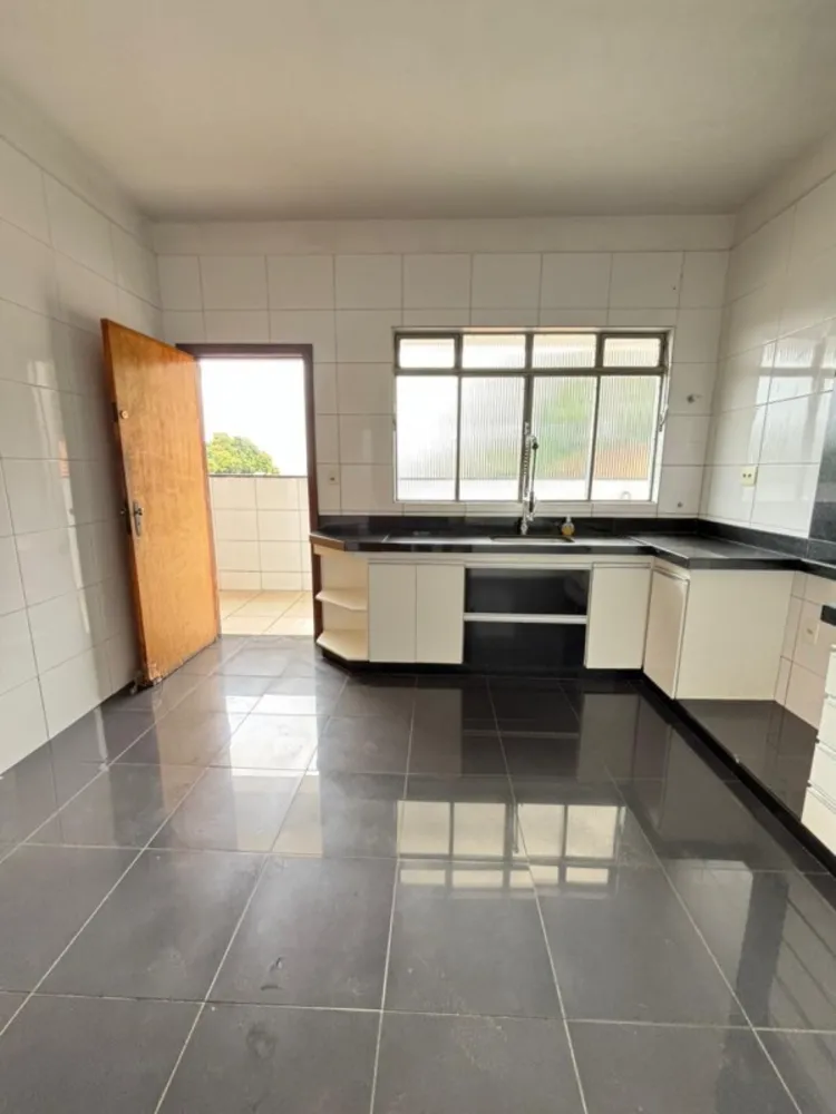 Apartamento, 3 quartos, 160 m² - Foto 1
