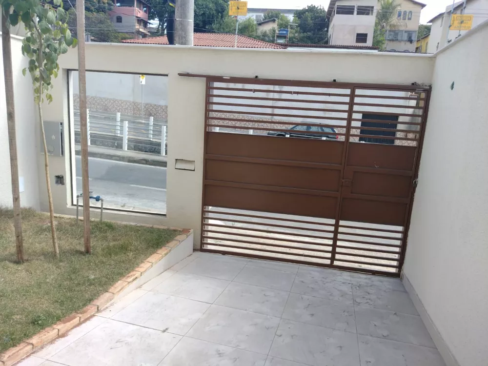 Casa à venda com 3 quartos, 33m² - Foto 3