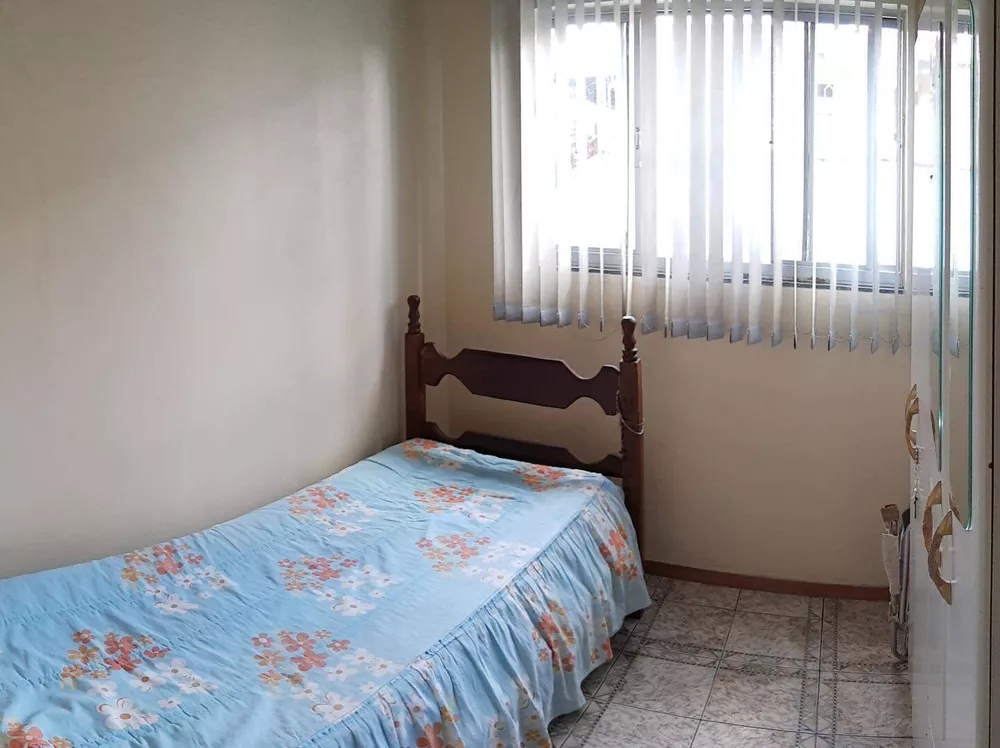 Casa à venda com 3 quartos, 240m² - Foto 6