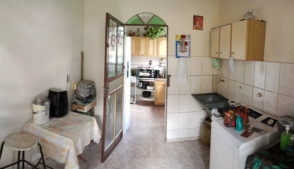 Casa à venda com 3 quartos, 240m² - Foto 5