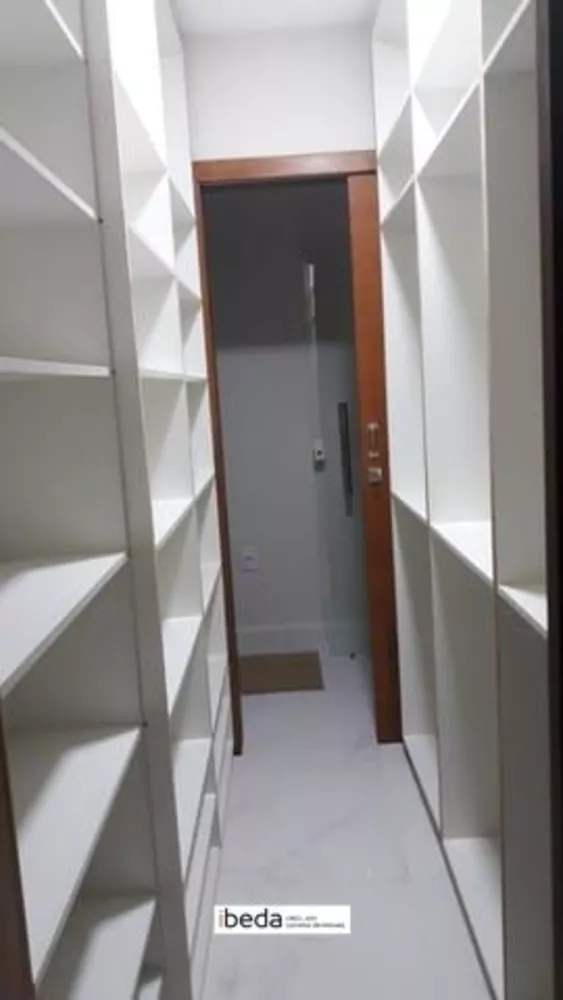 Casa de Condomínio à venda com 4 quartos, 260m² - Foto 16