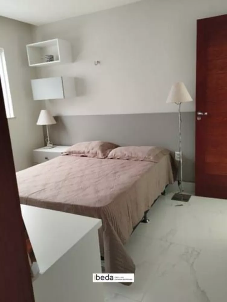 Casa de Condomínio à venda com 4 quartos, 260m² - Foto 14