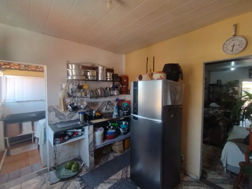 Casa, 6 quartos, 230 m² - Foto 2