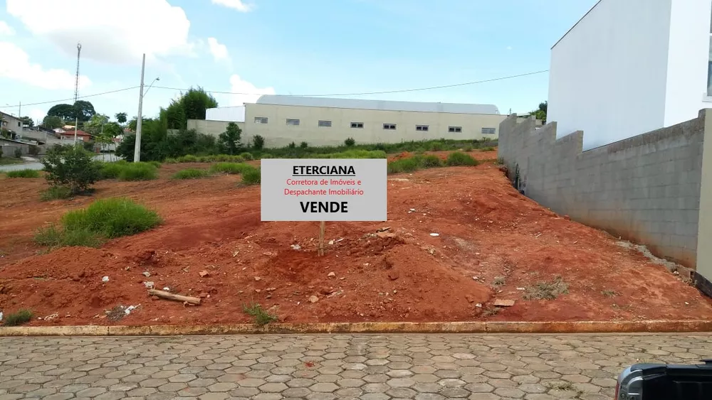 Terreno à venda, 204m² - Foto 1