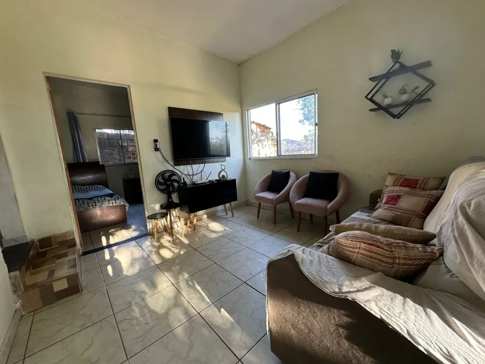 Casa, 2 quartos, 720 m² - Foto 2