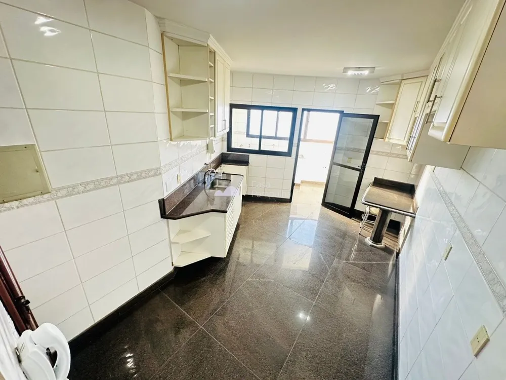 Apartamento, 3 quartos, 250 m² - Foto 5