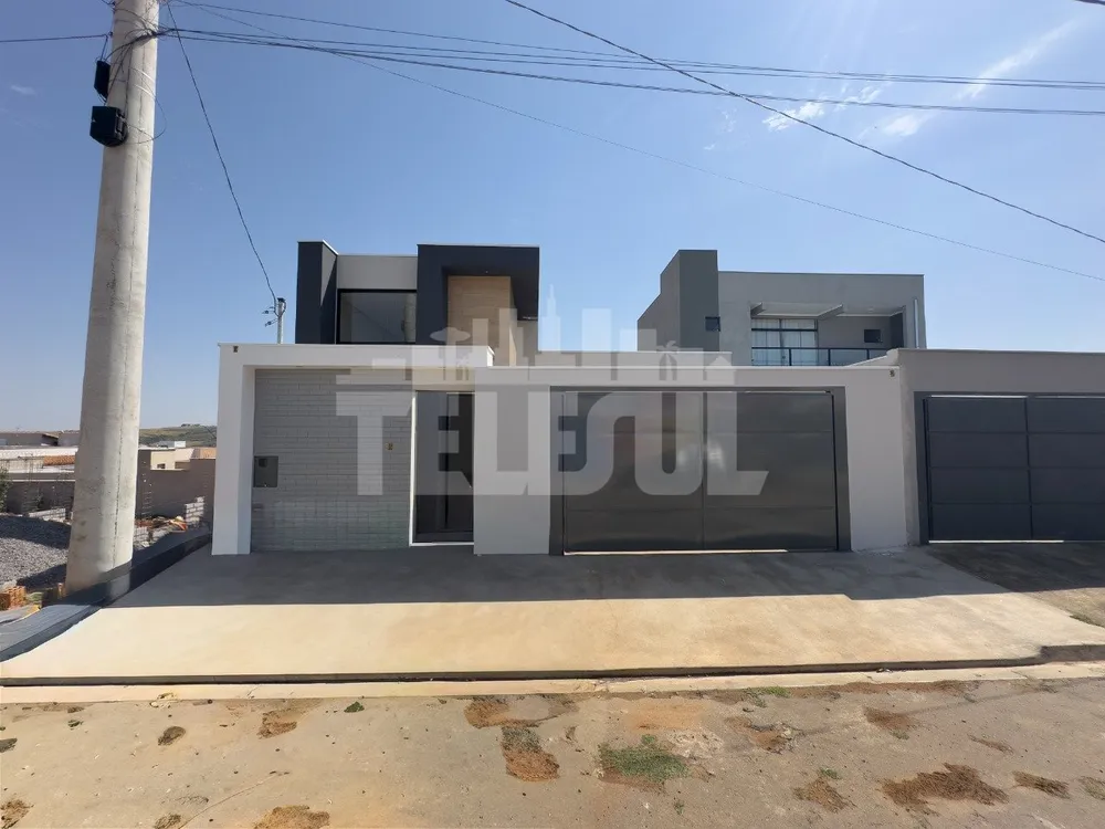 Casa, 3 quartos, 200 m² - Foto 1