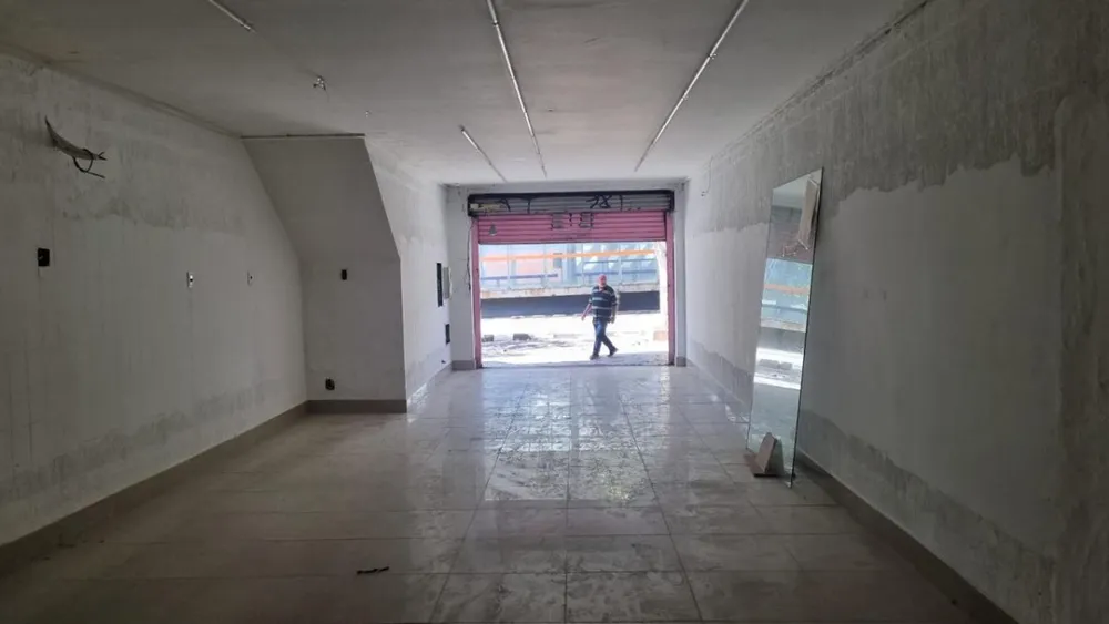 Loja-Salão, 200 m² - Foto 1