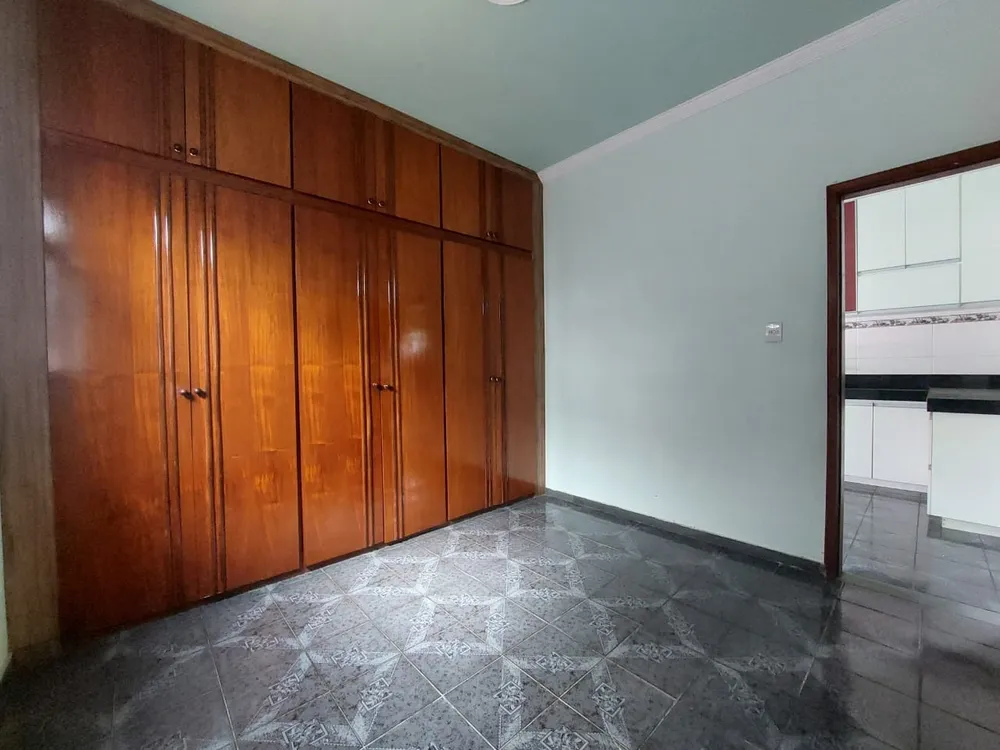 Casa, 7 quartos, 348 m² - Foto 4