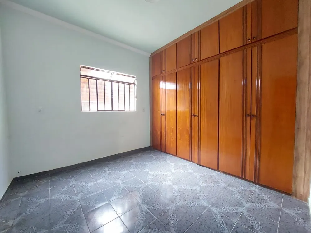 Casa, 7 quartos, 348 m² - Foto 9