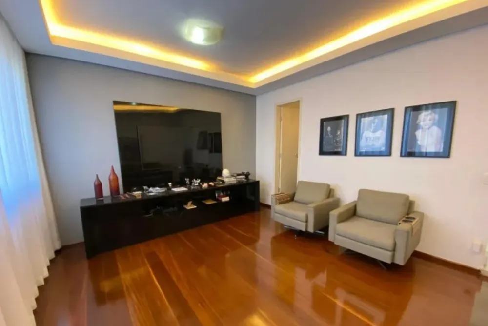Apartamento, 4 quartos, 228 m² - Foto 1