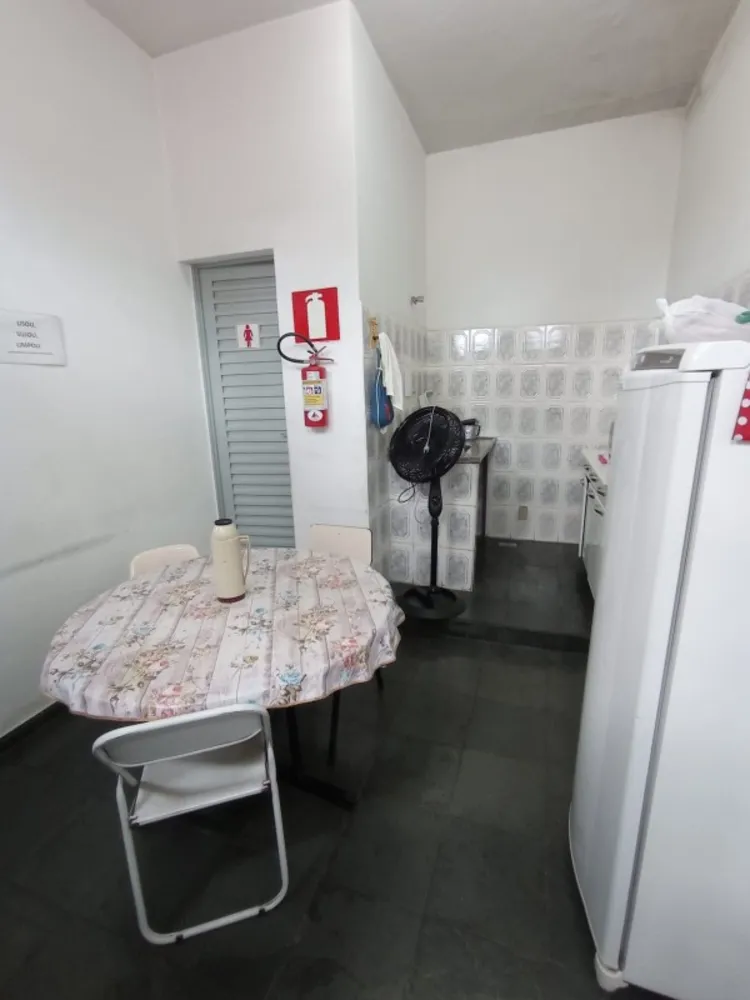 Casa, 4 quartos, 617 m² - Foto 4